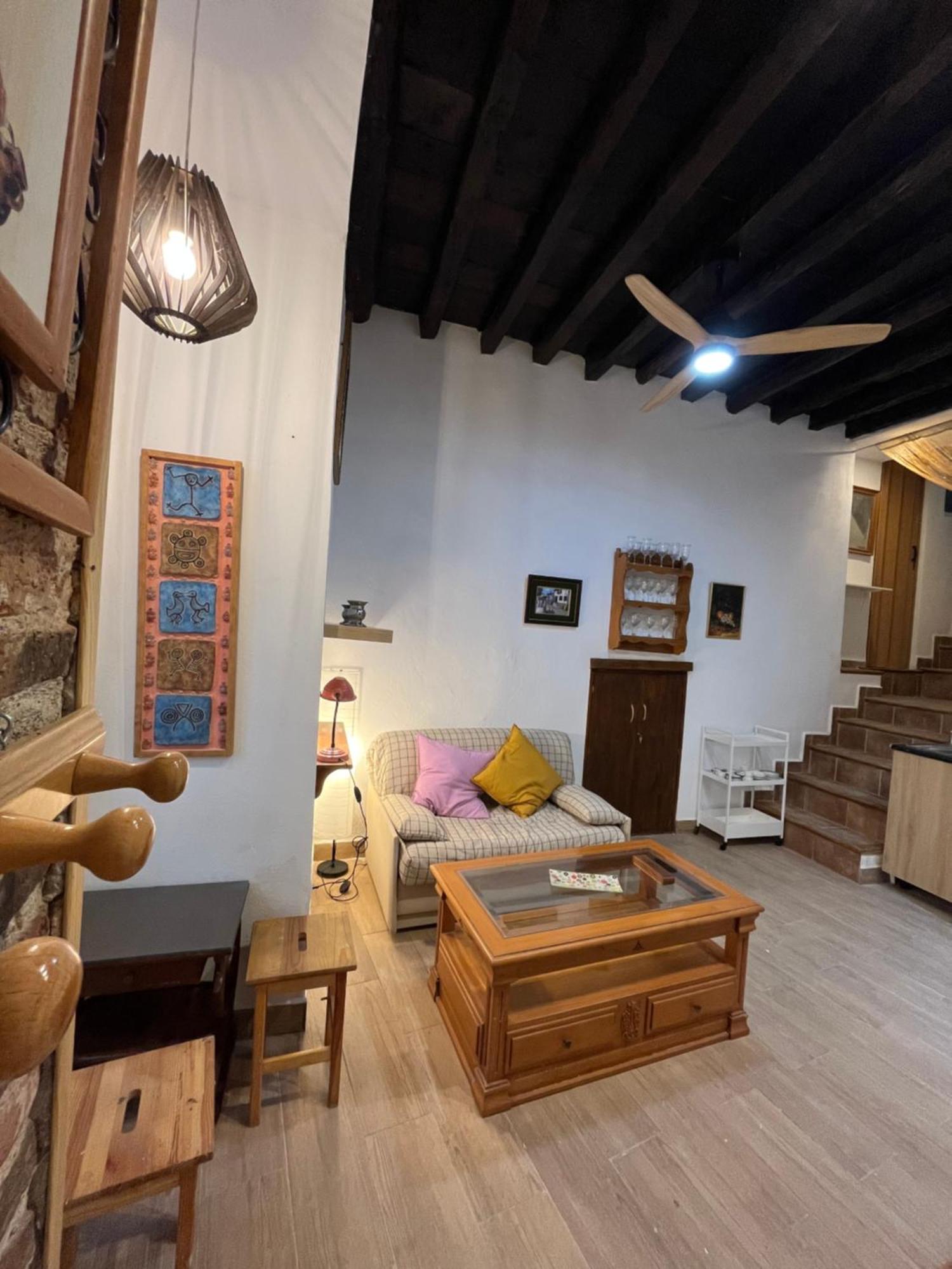 Alojamiento Casco Antiguo Salobena ซาโลเบรญา ภายนอก รูปภาพ